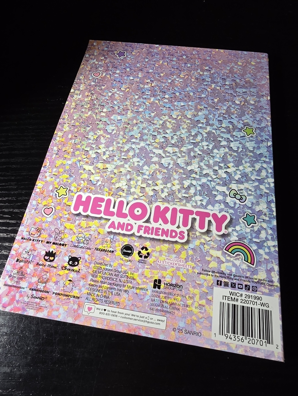 Hello Kitty and Friends Super Cute Sticker Book 1,500+ Stickers 43 Pages - Picture 2 of 4